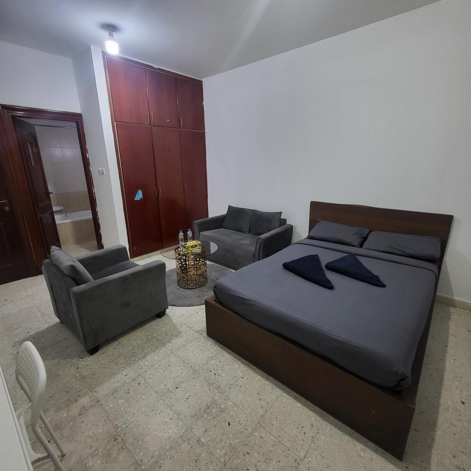 Corniche Full Studio Apartment Αμπού Ντάμπι Εξωτερικό φωτογραφία
