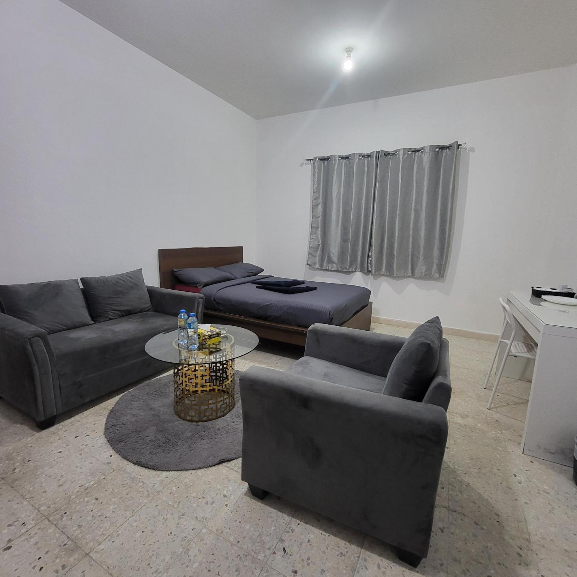 Corniche Full Studio Apartment Αμπού Ντάμπι Εξωτερικό φωτογραφία